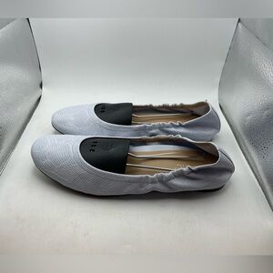 Vionic Alexa womens blue leather flats size 9.5